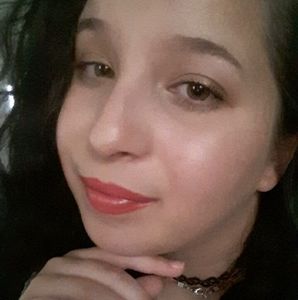 Meet your Posher, Raquel